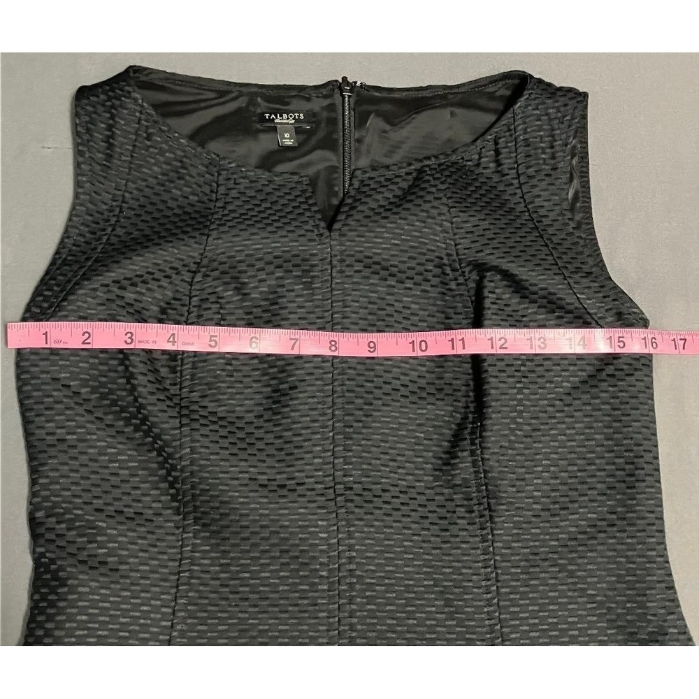 Talbots Goth Black Textured Jacquard Sleeveless Sheath Dress Split Neck Size 10 - Picture 5 of 7